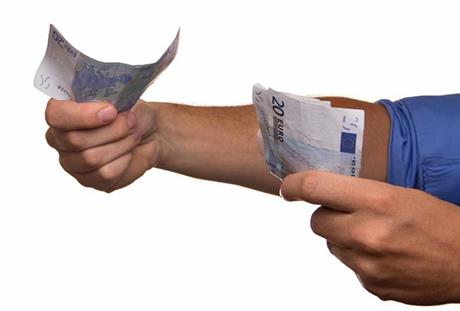 Zaduživanje - samo da javnost zna