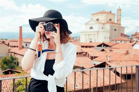 Porezni položaj fizičkih osoba - nerezidenata kod pružanja usluga smještaja gostiju u Hrvatskoj