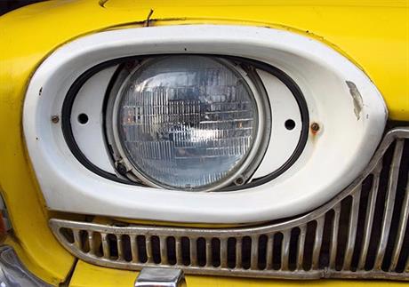 Tragovi ogrebotina na autu