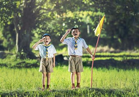 Vojni rok ili ljetni kampovi?