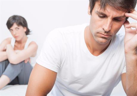 Moj muž me iritira jer je - slabić!