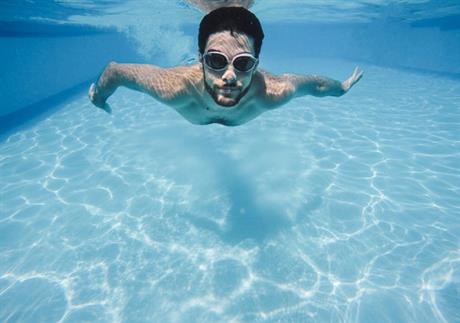 Pomaže li plivanje kod kroničnih bolesti? 