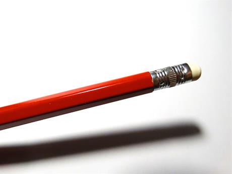 Kada se briše zabilježba spora iz zemljišnih knjiga?
