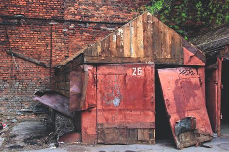 Autom udario u vlastitu garažu - ima li pravo na odštetu? 