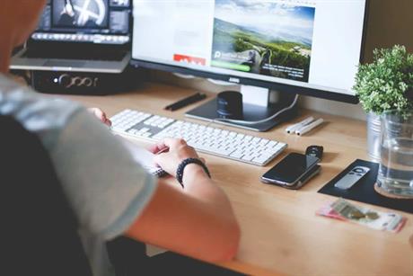 Angažiranje suradnika iz inozemstva