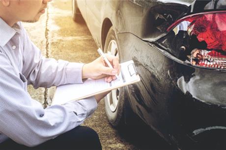 Oštećeni nije dužan osiguratelju dovesti štetnika