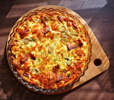 Quiche s prokulicama, pancetom i sirom