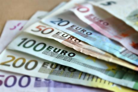 Imam potraživanje prema pokojniku, smrtovnica nije dostavljena sudu, što da učinim?