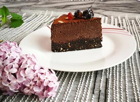 Sirovi cheesecake s kakaom i kikiriki maslacem