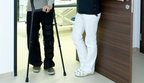 Imam li pravo na naknadu štete koju sam pretrpila njegujući teško ozlijeđenog supruga?
