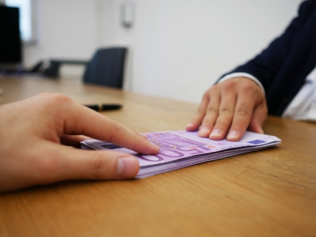 Banka je raskinula ugovor o kreditu i traži cjelokupno podmirenje, što mogu učiniti?