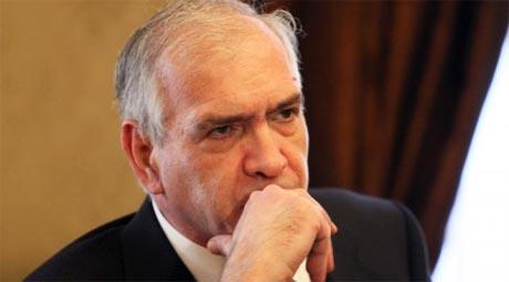 Guverner Rohatinski kritizira Vladu