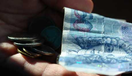 Zaustavljen pad kune