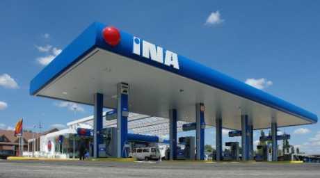 Mršav promet spasila INA