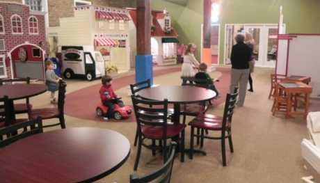 Kafić-igraonica za roditelje i djecu