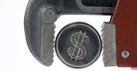 Američka valuta i dalje pod pritiskom