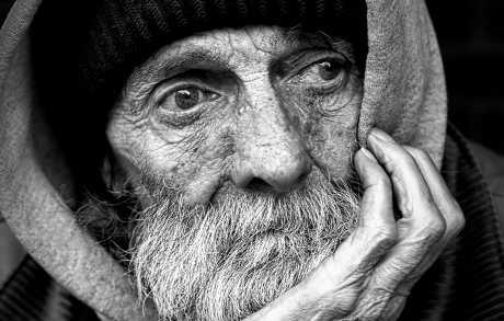 Obveza uzdržavanja starih i nemoćnih roditelja