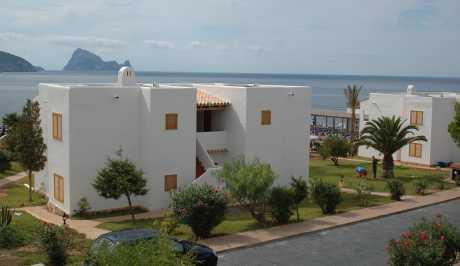 Porezni tretman izuzimanja nekretnine iz obrta