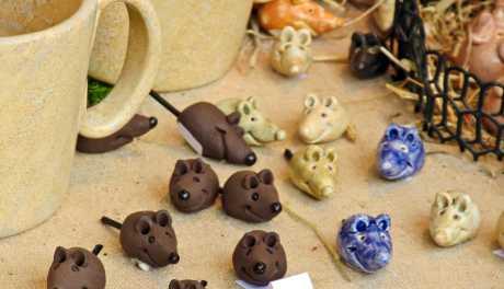 Prodaja rukotvorina u sklopu frizerskog salona