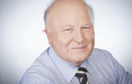 Herojska Vlada spasila nas od same sebe