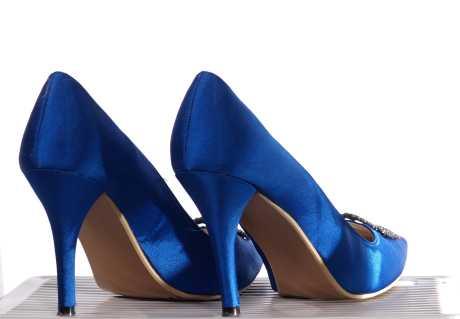 Otvaranje obrta za najam odjeće, cipela i torbi