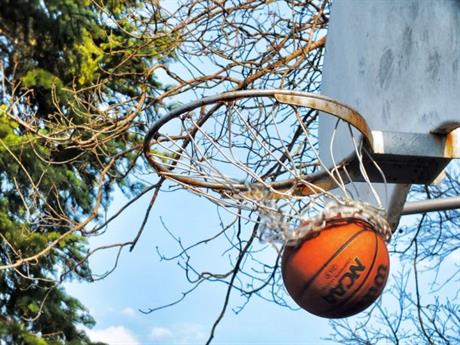 Trkačka potkoljenica u košarkaša